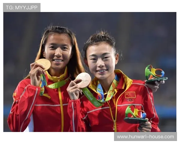 凤凰体育专访名将:运动员的训练人生与赛场背后的故事 凤凰体育专访名将:运动员的训练人生与赛场背后的故事